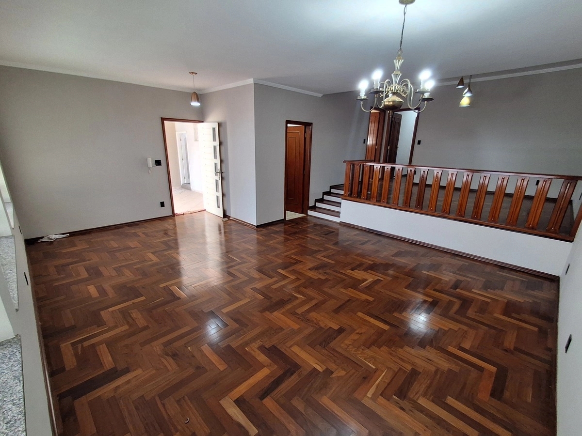 Foto de 🏠 Casa à Venda | 199.33m² | Jardim América, Bragança Paulista, SP.