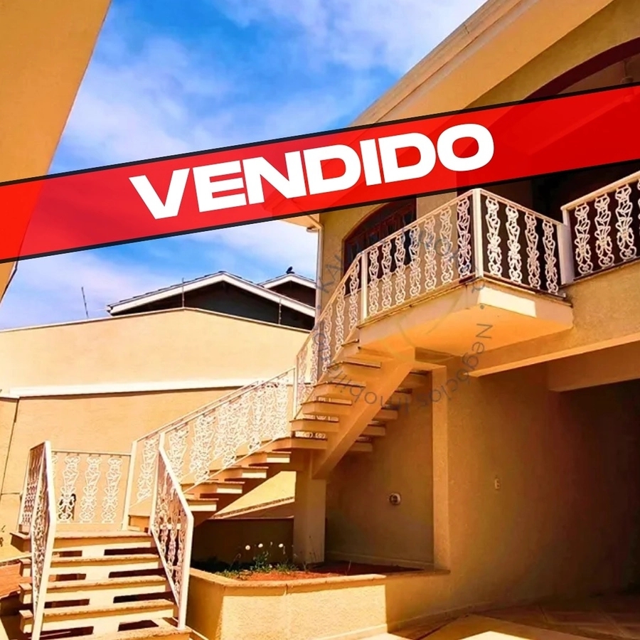 Foto de 🏡Casa Espaçosa com Área Gourmet, Vista Panorâmica e garagem para até 6 veículos em Bragança Paulista