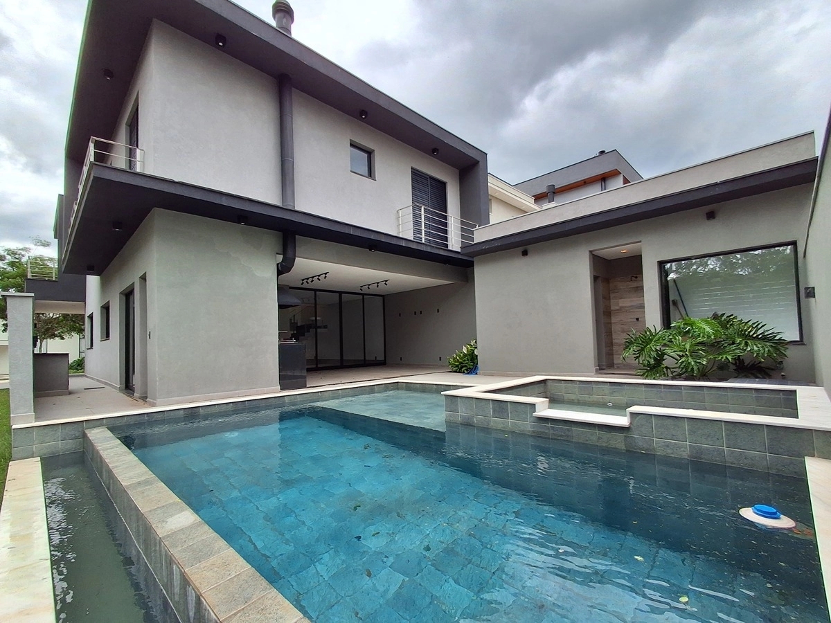 Foto de SOBRADO ALTO PADRÃO no Condomínio SAN VITALE, Bragança Paulista | 5 Suítes, Vista para o Lago e Lazer Premium