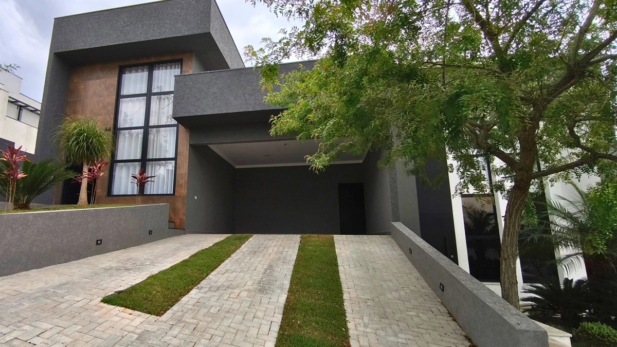 Foto de 🏡✨Casa de Luxo Face Leste com 3 Suítes, Pé Direito Duplo e Área Gourmet Completa