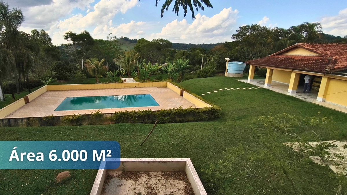 Foto de 🏡 Seu Paraíso: Chácara Completa com Piscina e Água de Mina em Pedra Bela/SP! ✨