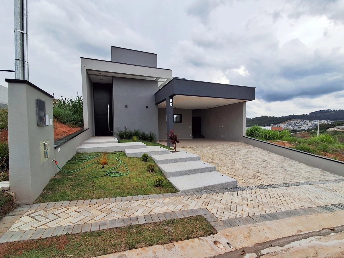 Foto de 🏡 Casa Térrea com 3 Suítes e Piscina Privativa no Condomínio Ile de France – Bragança Paulista