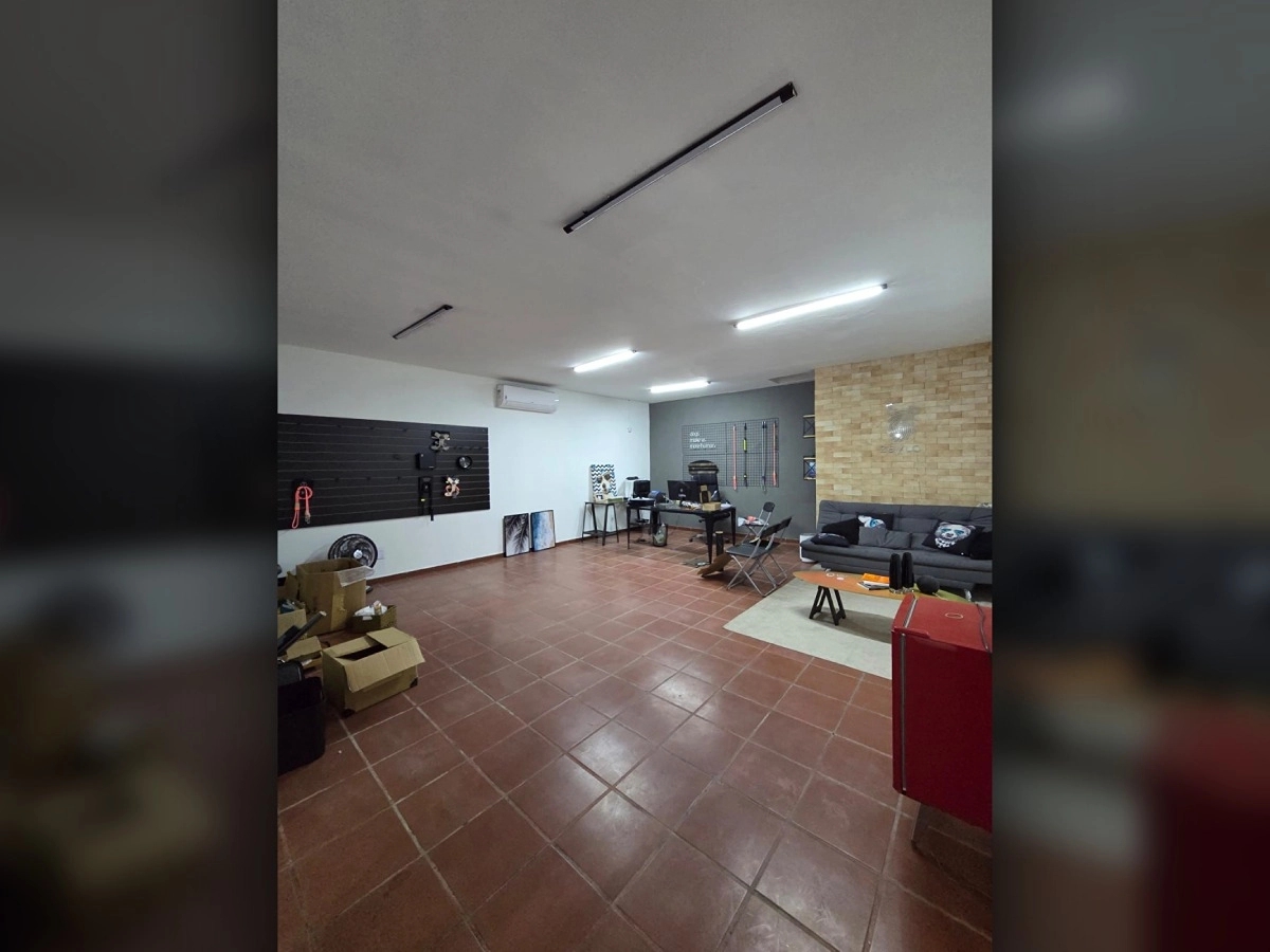 Foto de Salão Comercial para Locação | 115m² | Ventilador | ar condicionado | Câmeras internas